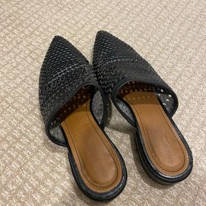Black woven mules